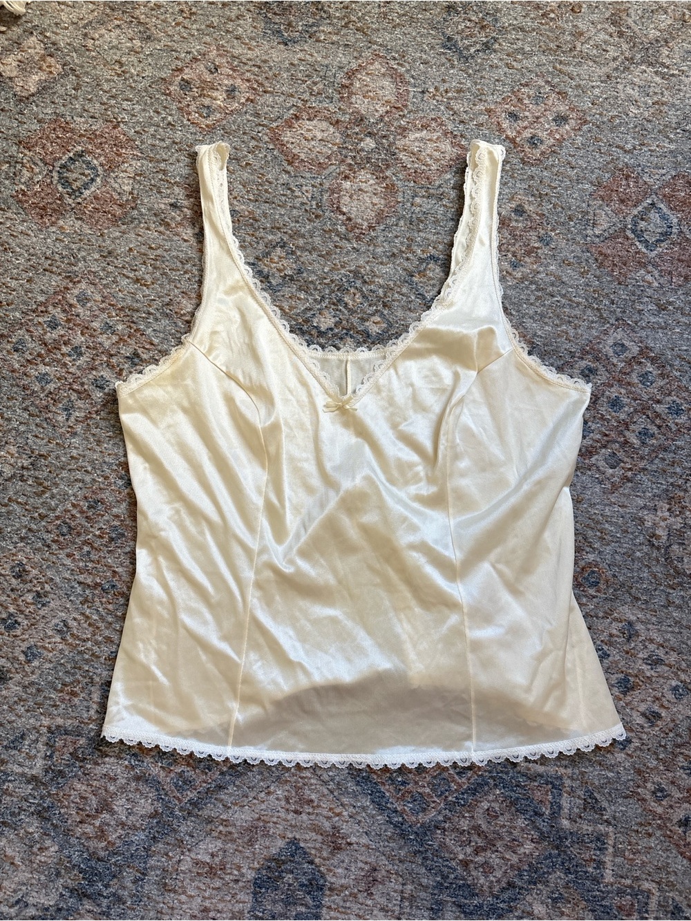 Vanity Fair Ivory Lace-Trim Camisole Tank
